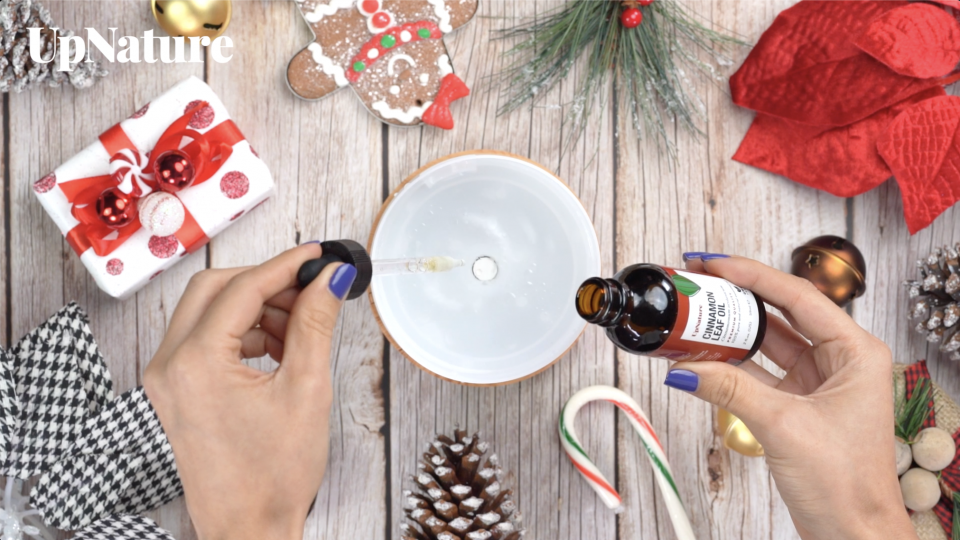 Upnature Essential Oils Holiday SBV